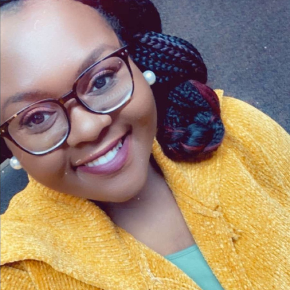 Meet your Posher, Sharonda